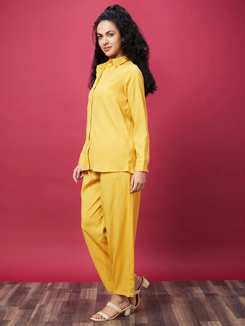 جلو باص Women Solid Shirt Collar Co-Ord Set