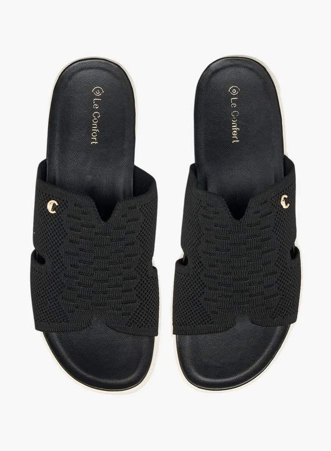 لو كونفورت صنادل نسائية مريحة بتفاصيل مقصوصة