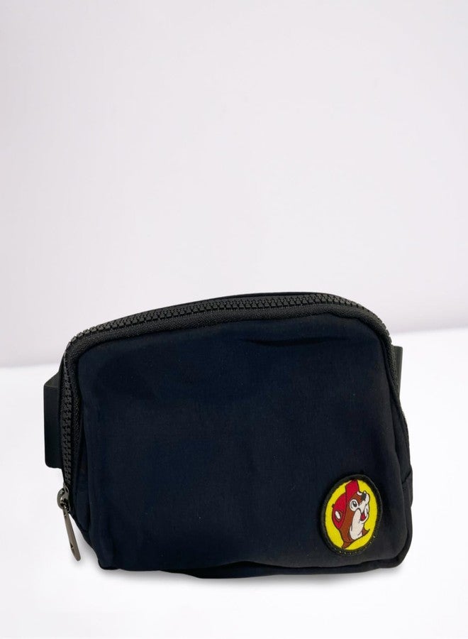 Buc-ee's حقيبة كروس سوداء من بوكيز / حقيبة خصر / حقيبة كتف بشعار القندس وحزام قابل للتعديل. - Image 2