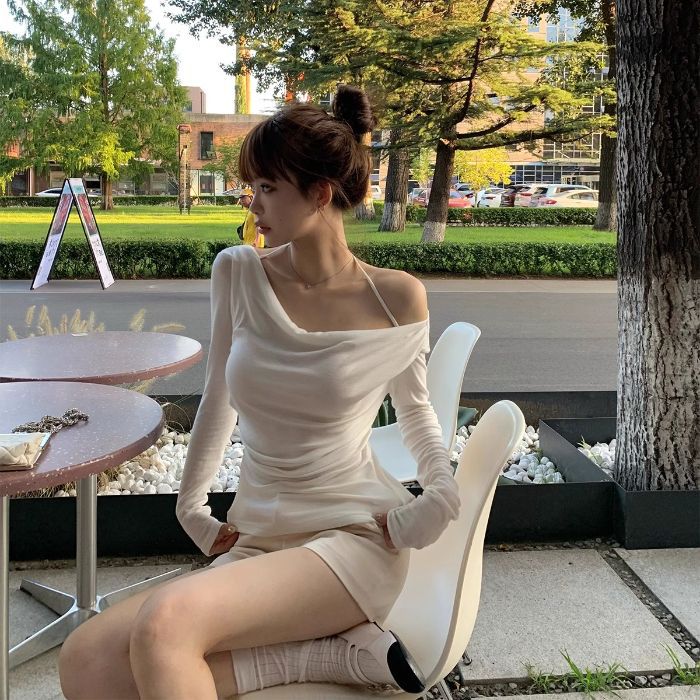 Cracker Khaki Off-The-Shoulder Halter Neck Long Sleeve T-Shirt Womens Autumn Slimming Tops Polyester Fiber One-Directional Neck Coffee color  - Image 2