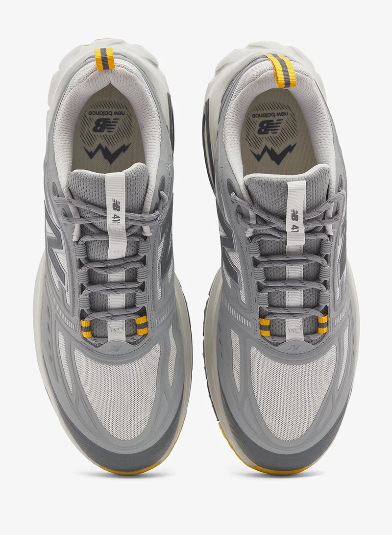 نيو بالانس أحذية رياضية ٤١٠