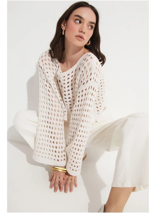 جون June Perforated Crop Sweater Ecru