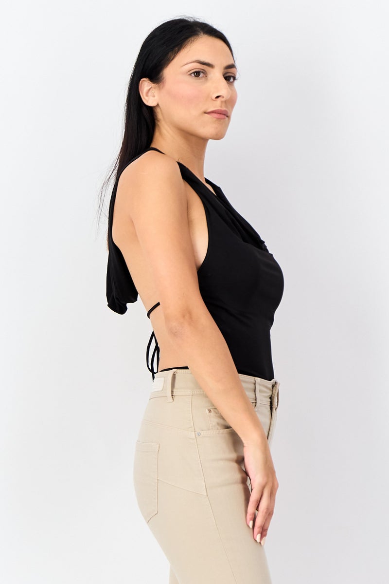 Bershka بدلة نسائية بدون أكمام بلون أسود - Image 2