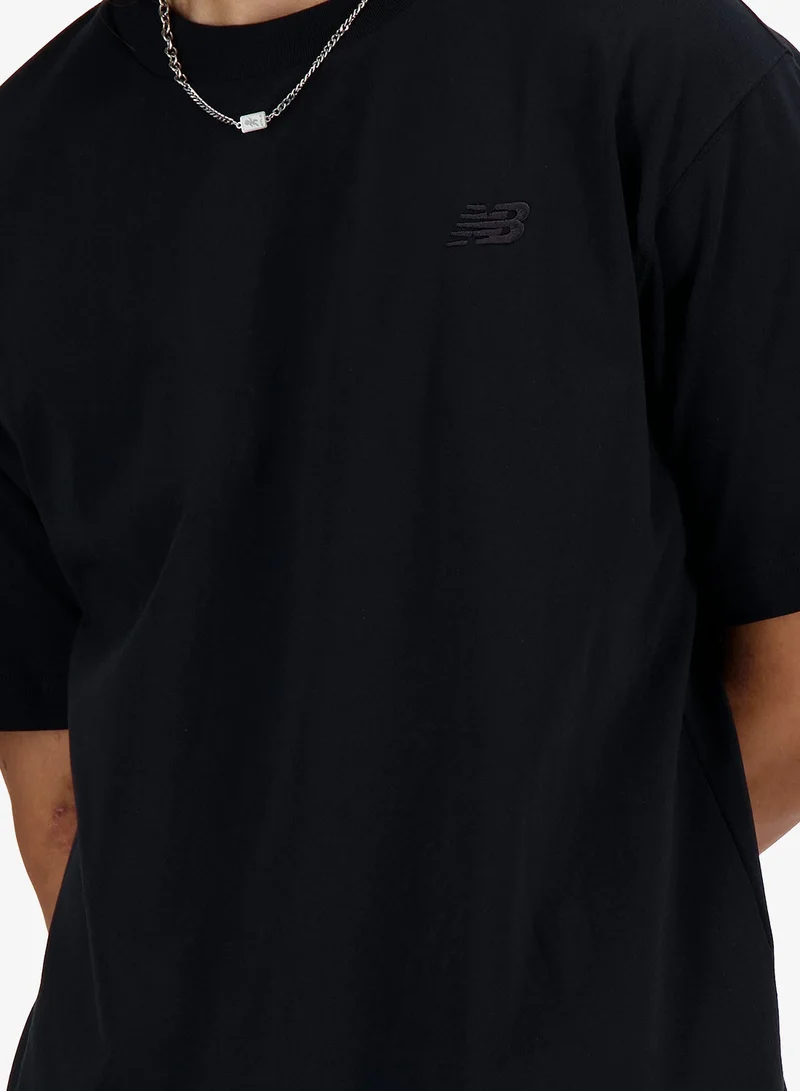 New Balance black (001) Athletics Logo T-Shirt for Men | Best Price UAE