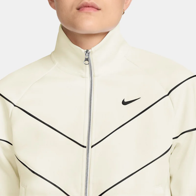 Nike White Women's Sportswear Windrunner Jacket for Women | Best Price UAE