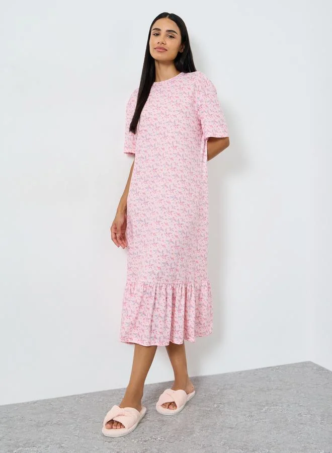 Styli Wide Ruffle Hem Ditsy Print Sleep T-Shirt Dress