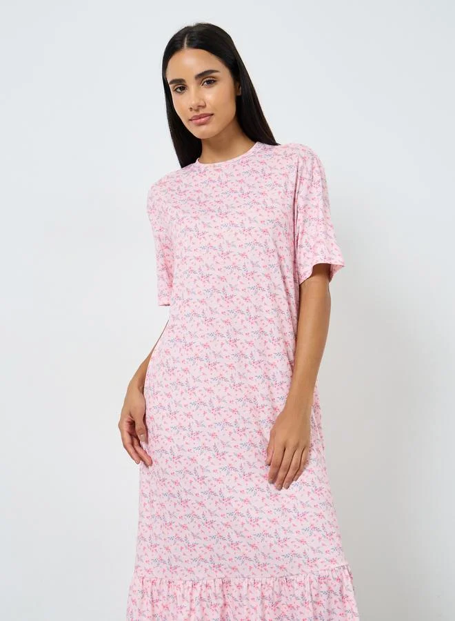 Styli Wide Ruffle Hem Ditsy Print Sleep T-Shirt Dress