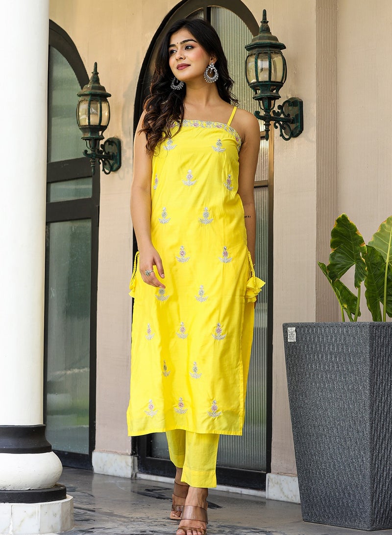 Swadesh Souq Yellow Silk Sleeveless Kurta Pant Set with Dupatta - Image 5