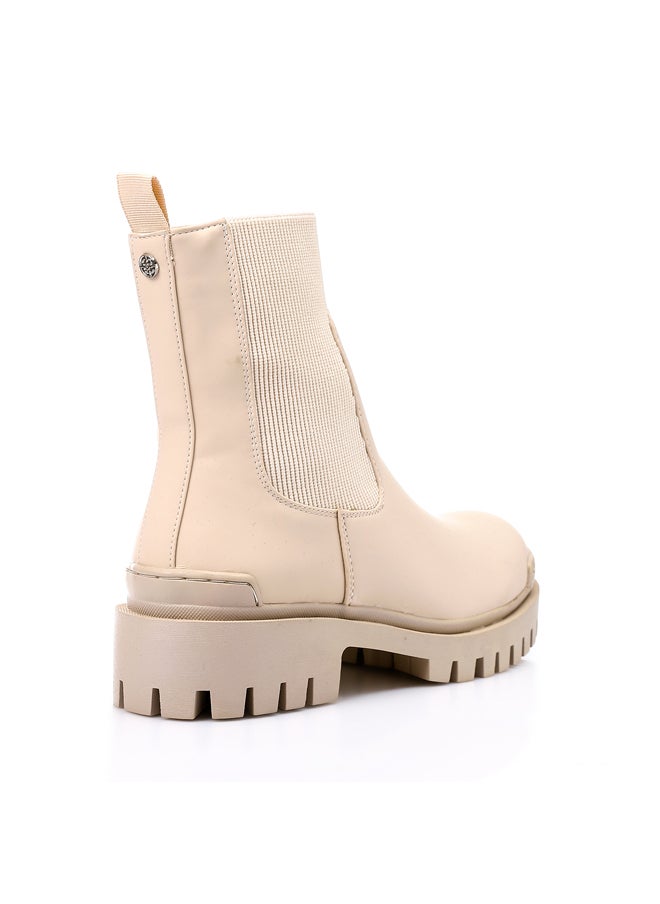 DejaVu - Women's fashionable mono colored half boots - Image 1