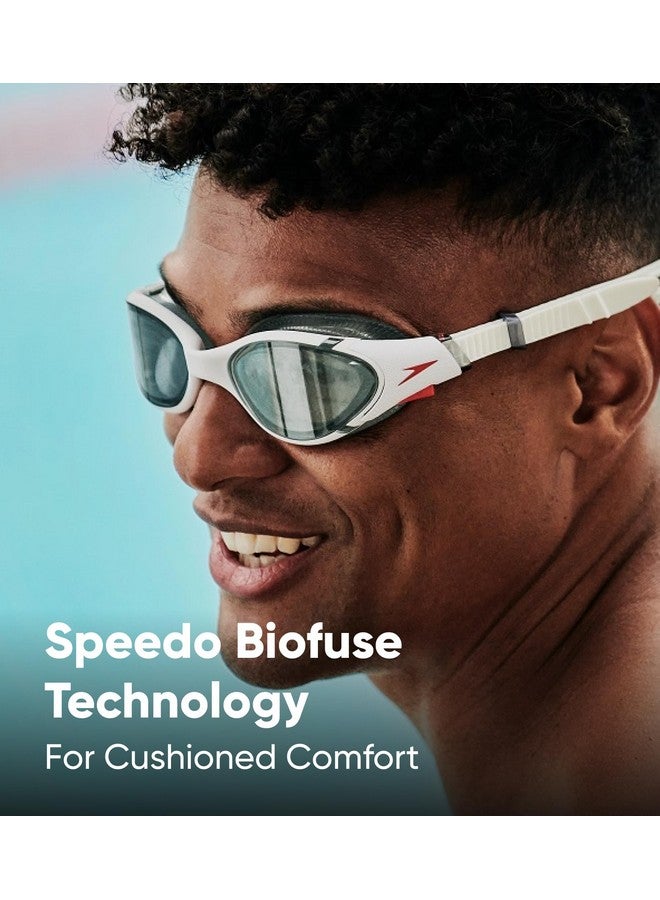 سبيدو نظارات السباحة Speedo Biofuse 2.0 Smoke-Lens للبالغين للجنسين - باللونين الأبيض والرمادي - Image 3