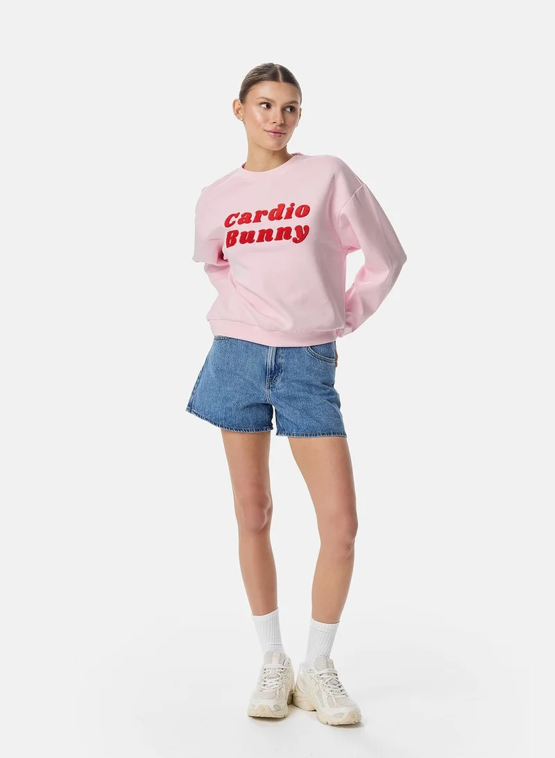 كارديو باني Cardio Bunny Retro Script Sweatshirt