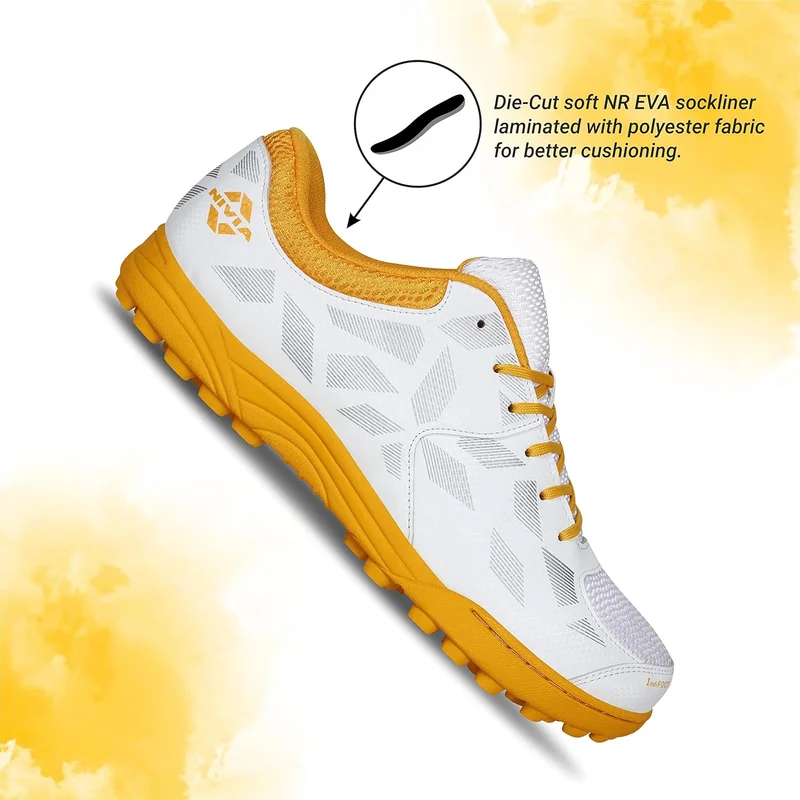 نيفيا Caribean Cricket Shoes for Men
