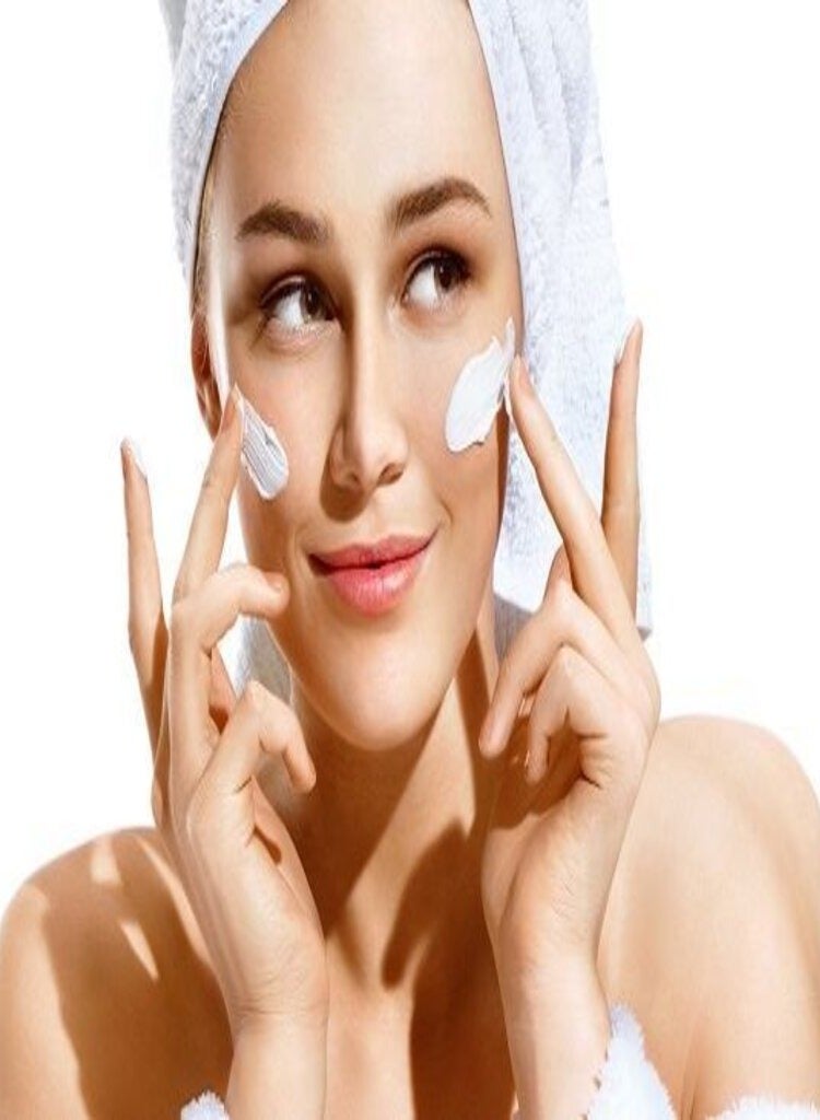DR.BODY Moisturizing Cream For the Skin with Papaya Extract for Face Hands and Body Care 500 Grams - Image 4