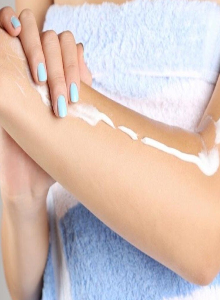 DR.BODY Moisturizing Cream For the Skin with Papaya Extract for Face Hands and Body Care 500 Grams - Image 3
