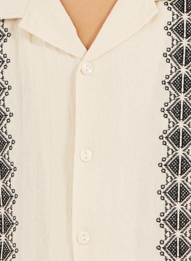 Styli Embroidered Collared Short Sleeve Shirt  - Image 3