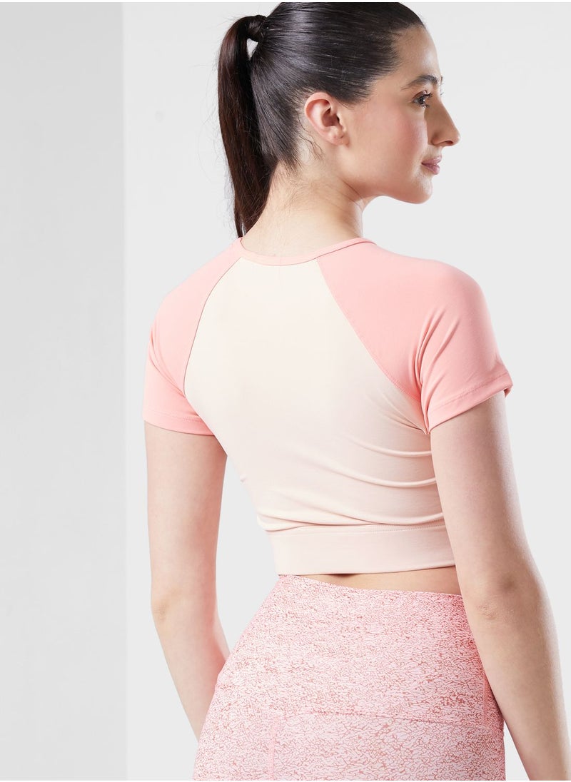FRWD - Cut Out Athletic Bra - Image 1