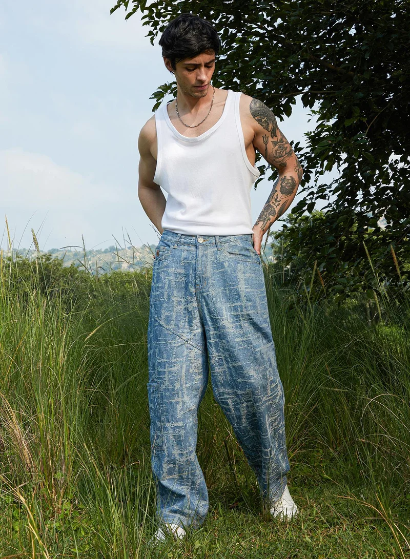 Campus Sutra Campus Sutra Men's Light Blue Textured Baggy Denim Jeans For Casual Wear | Light-Wash | Low-Rise | Button Closure | Denim Jeans Crafted With Comfort Fit For Everyday Wear