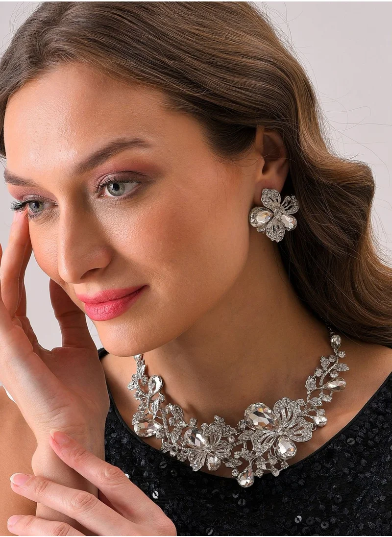 SOHI Silver Plated Designer Stone Necklace and Earring Set