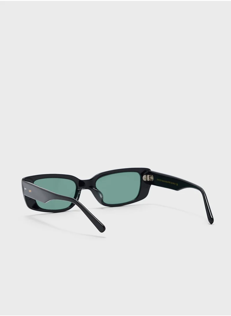 MESSYWEEKEND Grace Sunglasses