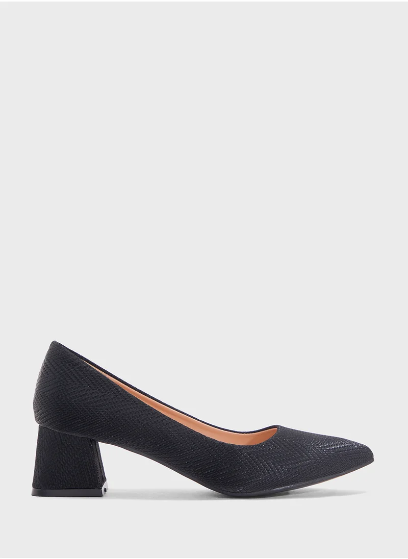 بي ار Block Heeled Pointed Pump