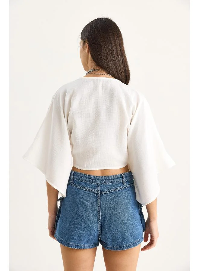 جينجر V Neck Front Tie Up Top