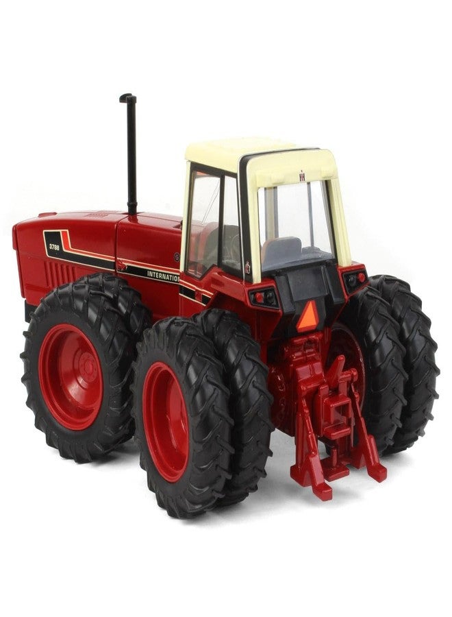 ERTL 1/32 International Harvester 3788 2+2 with Front & Rear Duals, 44322 - Image 4