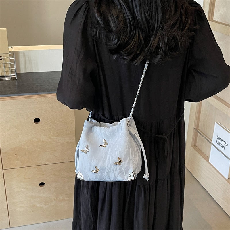High-End Sense Metal Bow Bucket Bag Women'S 2024 Stylish Niche Drawstring Bag Fashion Women'S Bag - Image 3