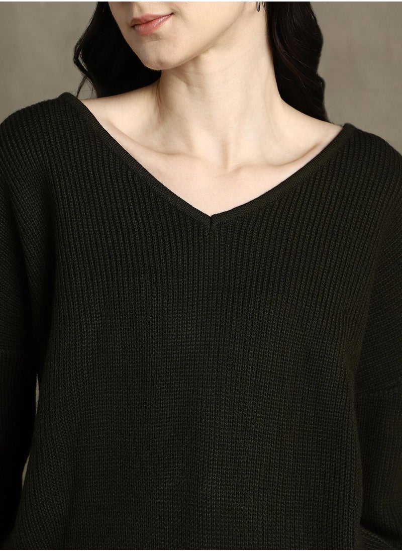 Dennis Lingo Women's Olive 100% Acrylic Solid Regular Fit Sweater  - Image 4