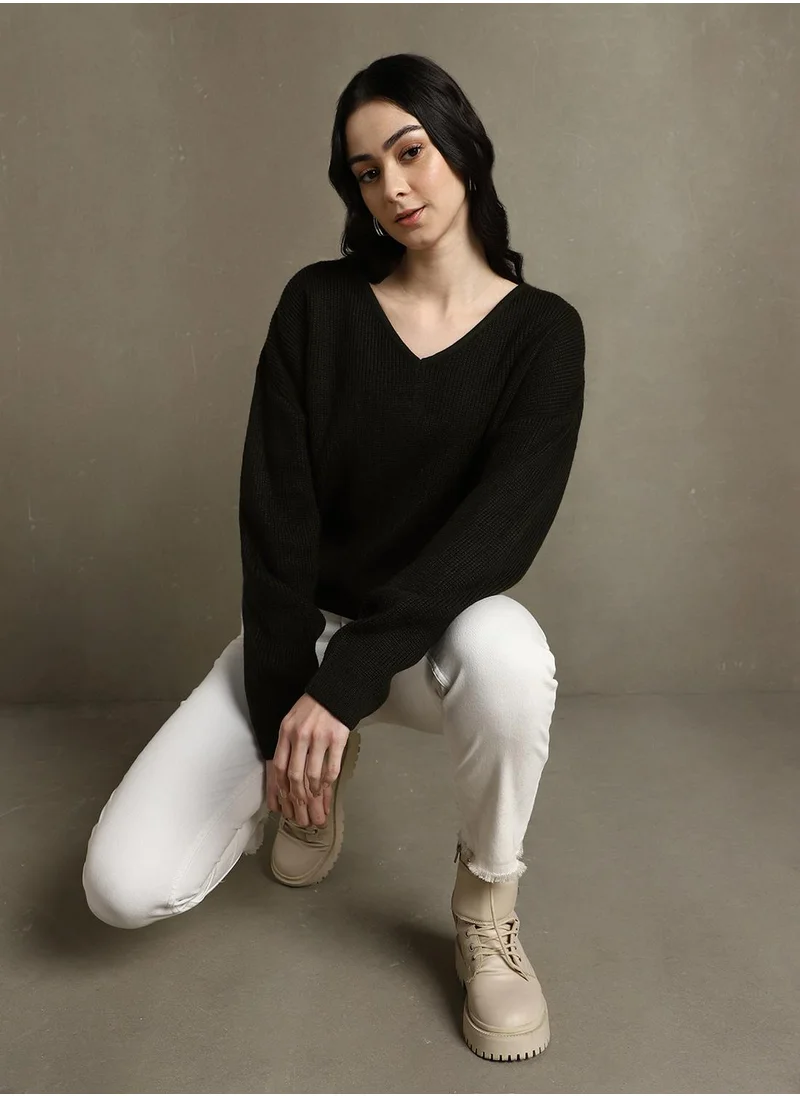 دينيس لينغو Women's Olive 100% Acrylic Solid Regular Fit Sweater