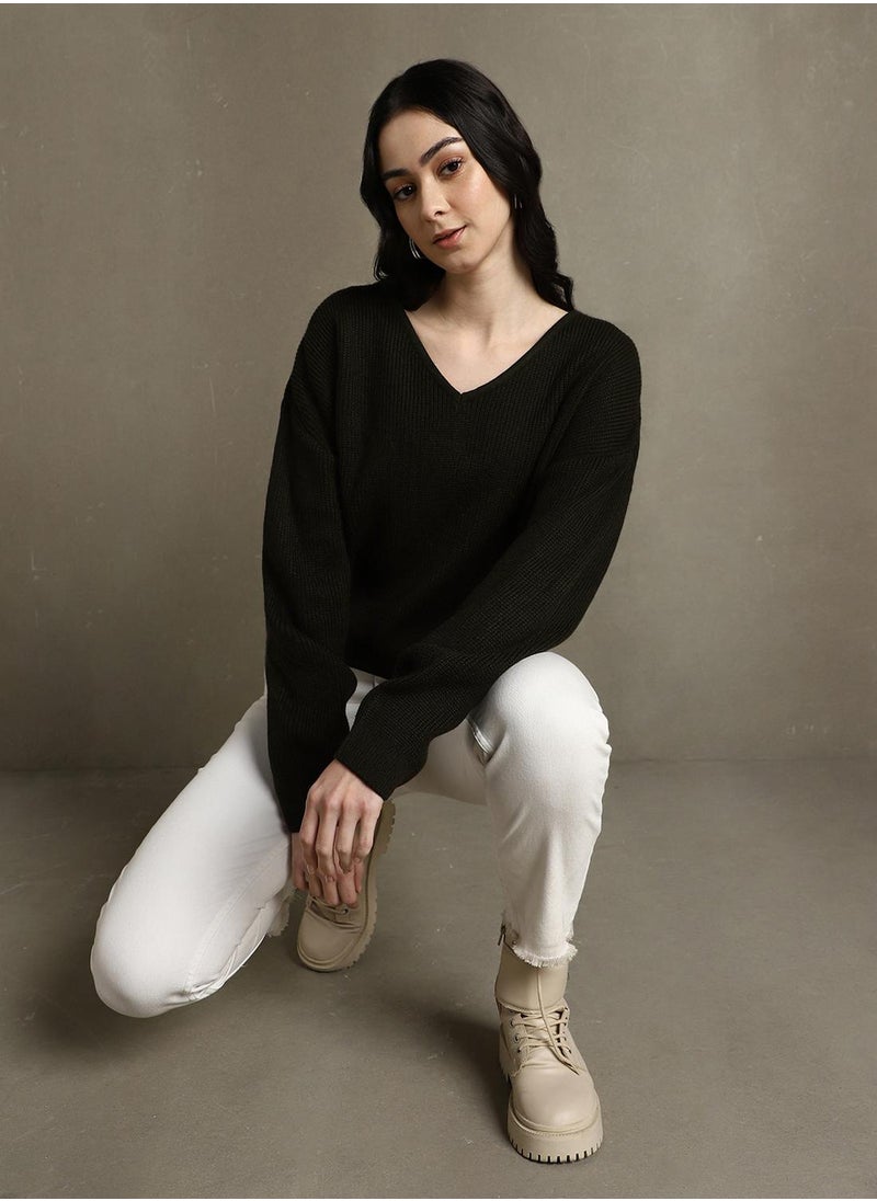 Dennis Lingo Women's Olive 100% Acrylic Solid Regular Fit Sweater  - Image 5