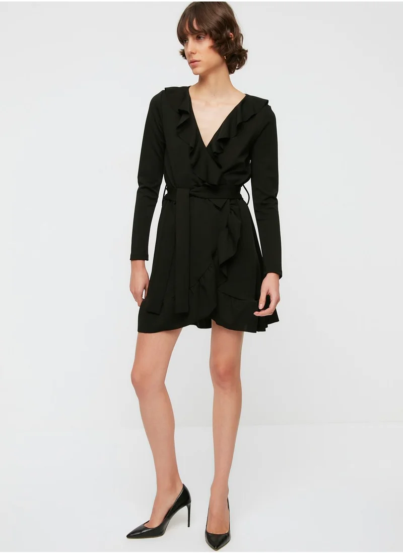 trendyol V-Neck Ruffle Detail Dress