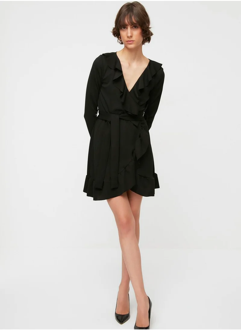 trendyol V-Neck Ruffle Detail Dress
