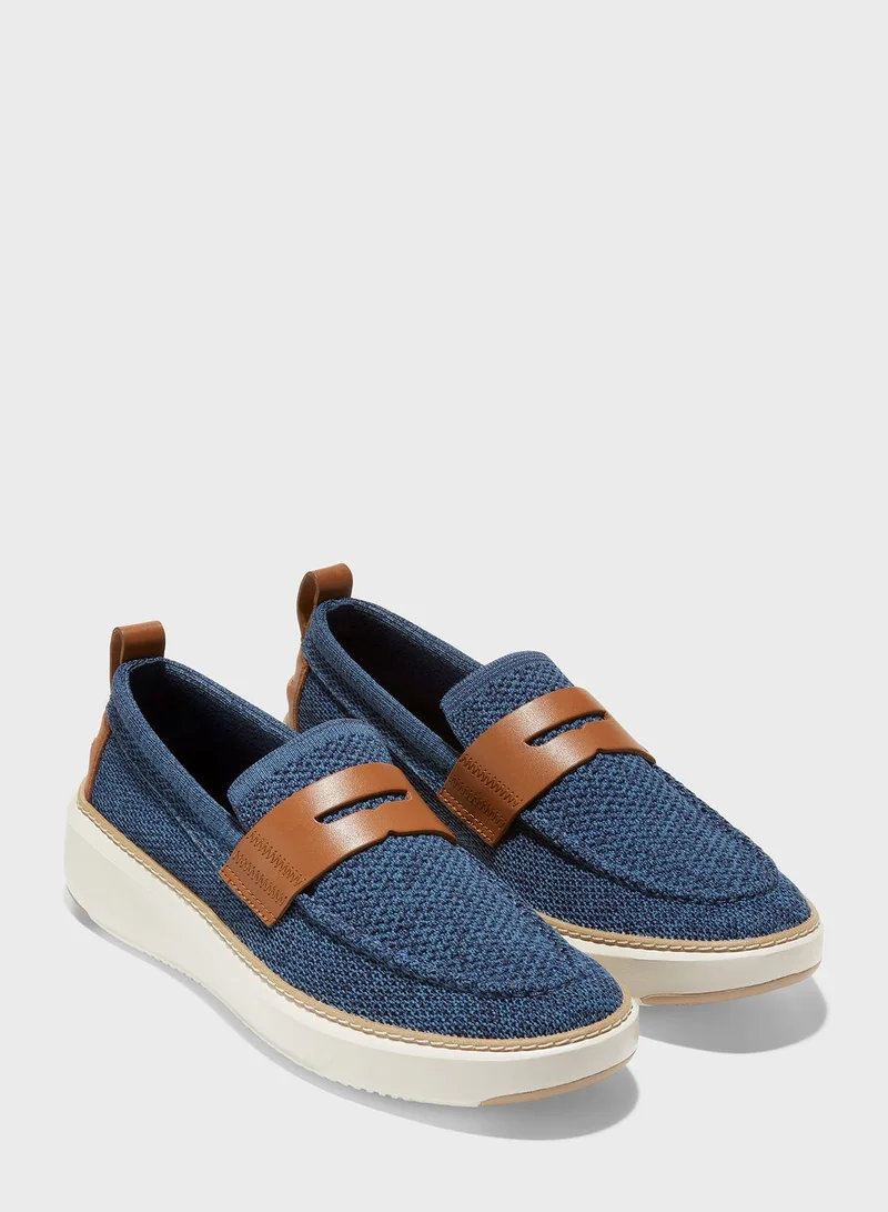 COLE HAAN Penny Loafer