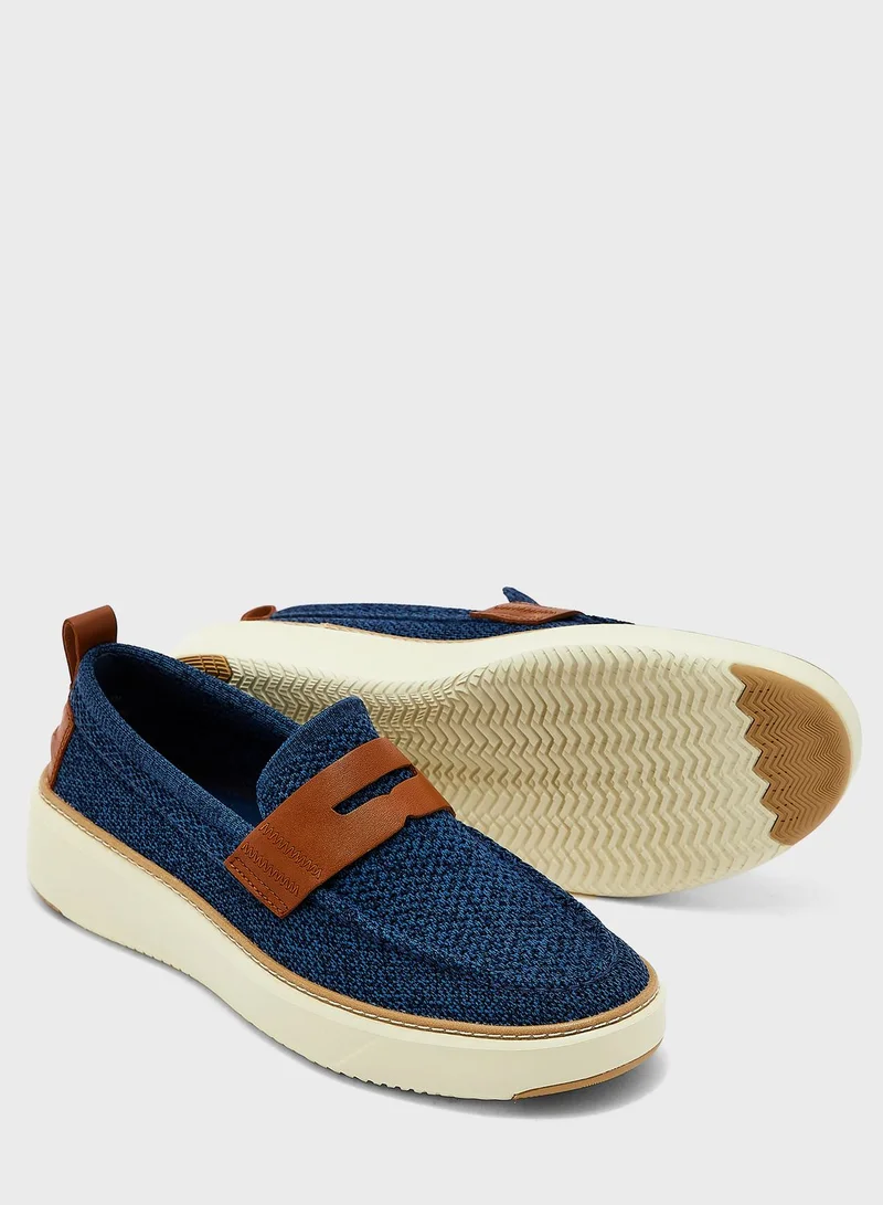 COLE HAAN Penny Loafer