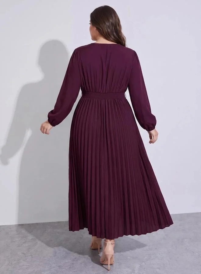 Styli  Plus Size Burgundy Solid Pleated A-Line Maxi Dress for Women | Best Price UAE