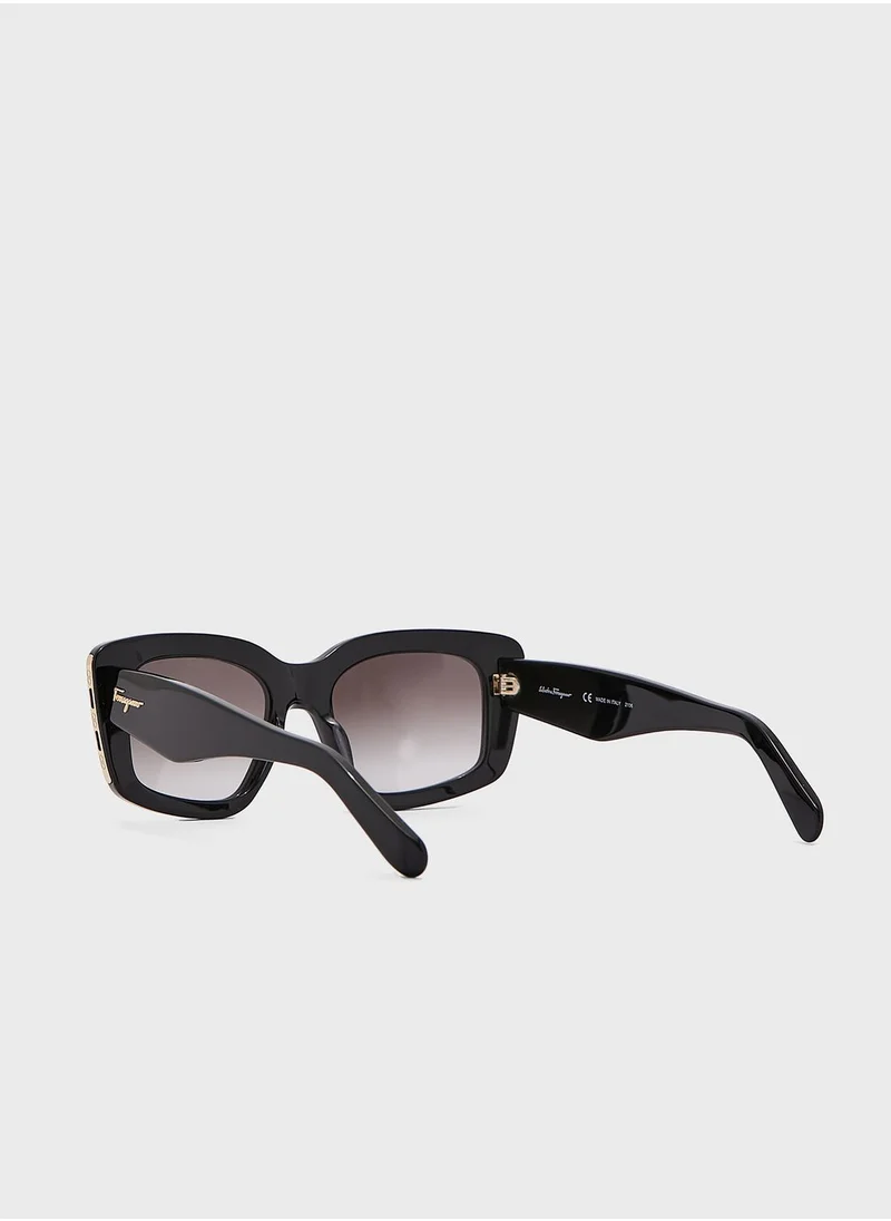 Salvatore Ferragamo Wayfarer Sunglasses