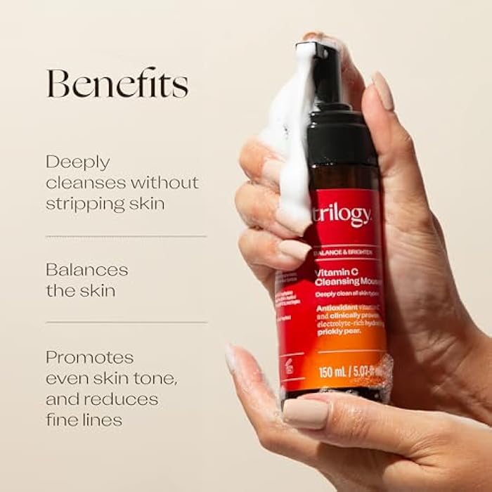 Trilogy Vitamin C Cleansing Mousse, Antioxidant Balancing Facial Cleanser, 150mL - Image 3
