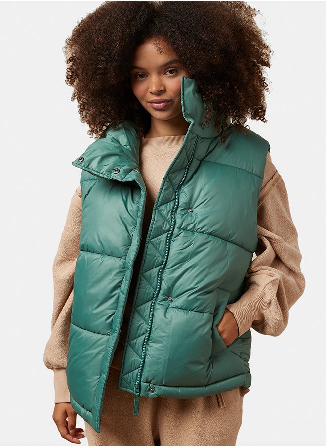 AE Oversized Puffer Vest - pzsku/Z77EBA6A61B33C31909EDZ/45/_/1736087693/6dc46e99-f37c-4959-a26f-ce416b285f2d