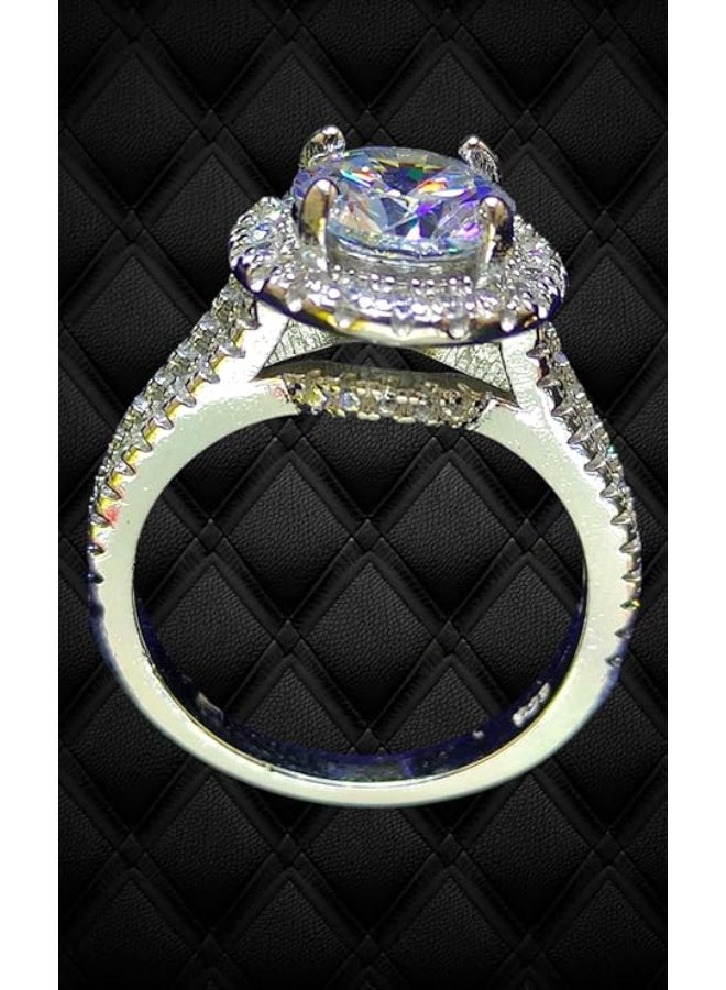 A women's Swiss silver ring, 925 sterling silver, plated with white gold. The model is known worldwide as "Queen's secret." The name refers to "Queen Victoria," the queen of rare and valuable collectibles. - Image 2