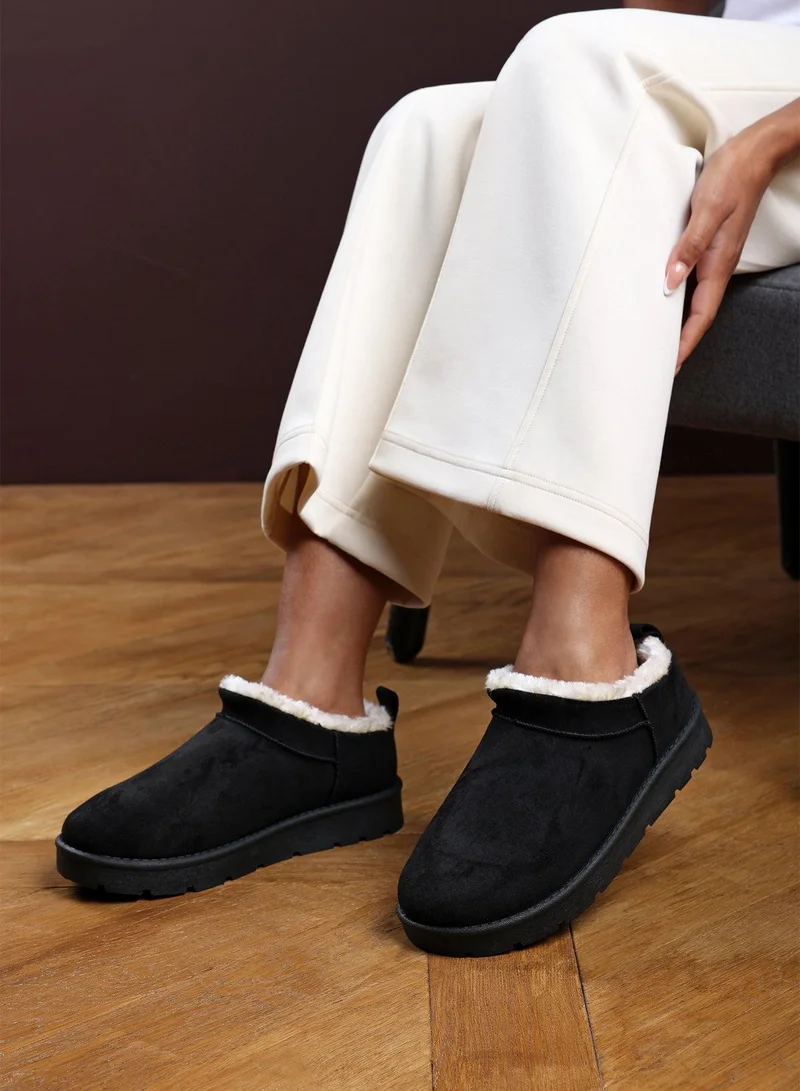 ويرز ذات فروم Saskia' Cosy Fur Lined Micro Dipped Heel Boot