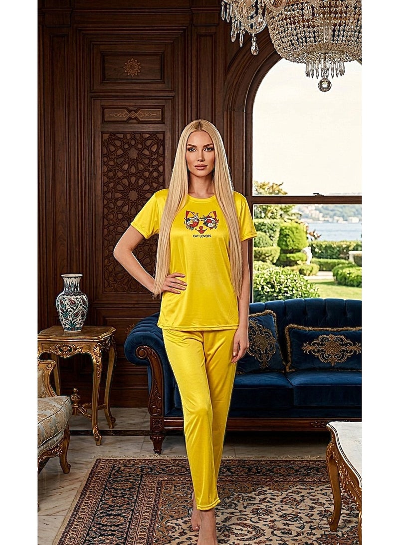 Comfortable and elegant two-piece women's pajama set, fits up to 90 kg - Image 1