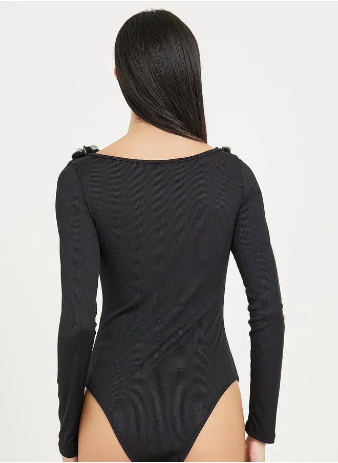 ستايلي Floral Applique Detail Ribbed Bodysuit