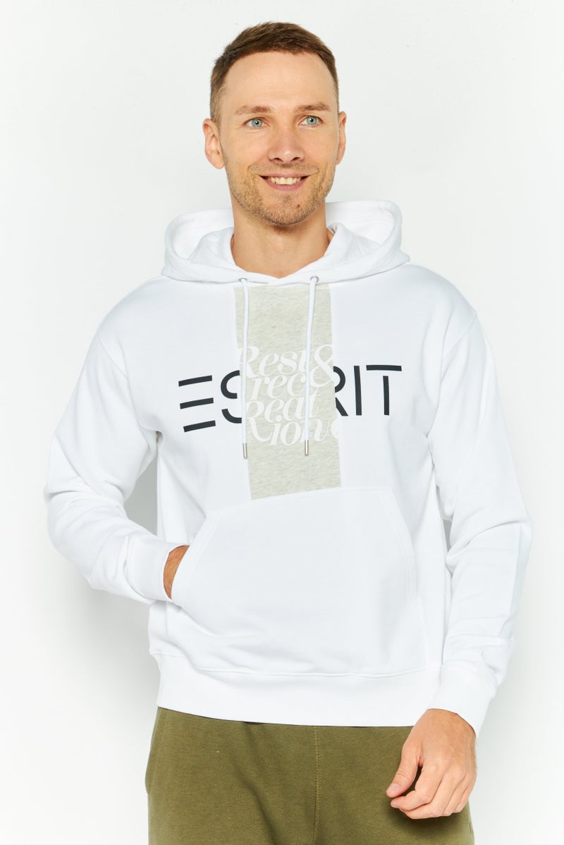 ESPRIT سويت شيرت رجالي بأكمام طويلة مع غطاء رأس وطباعة جرافيك، أبيض - Image 1