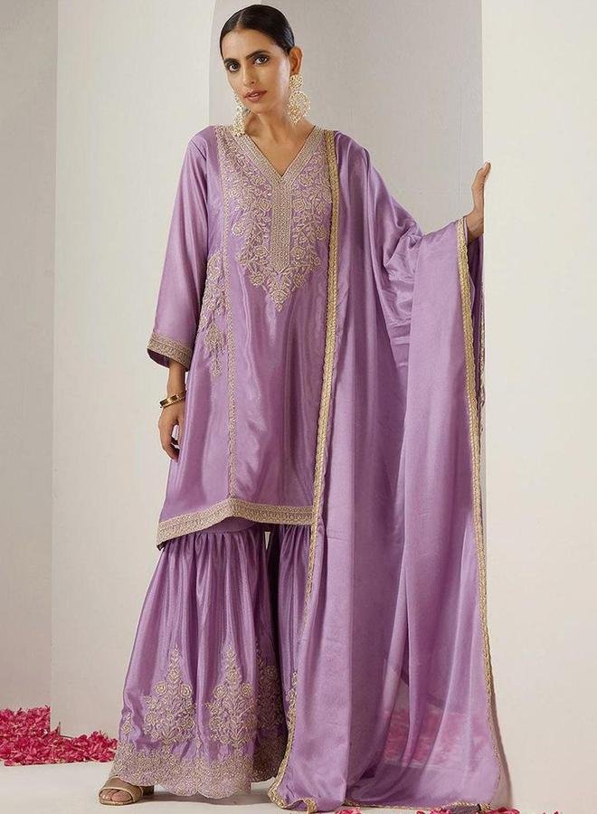 آي شين طقم كورتا وبنطال مع شال بلون بنفسجي - Image 3