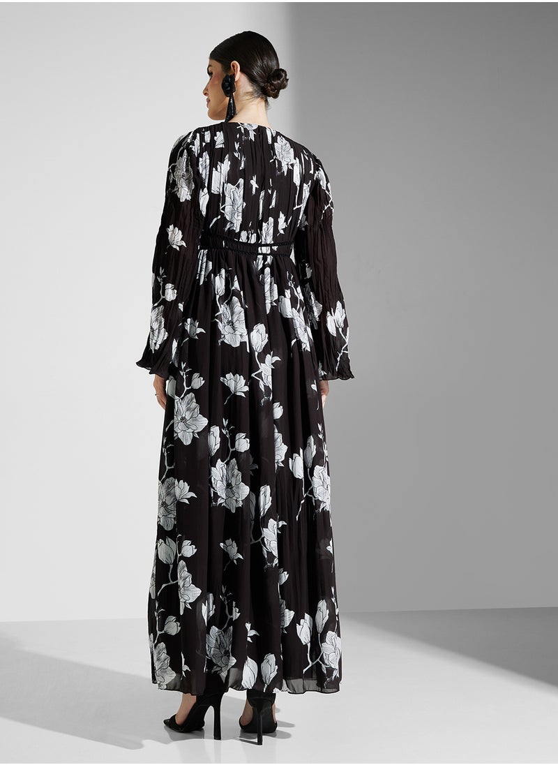 Frock and Frill Floral Pleated Dress  - Image 2