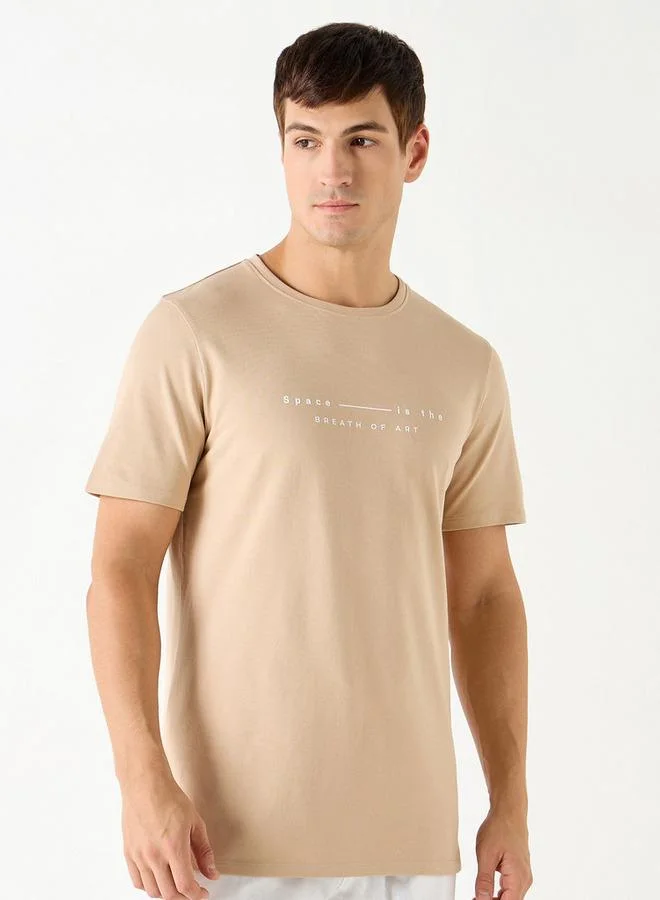 Iconic Iconic Slogan Print Crew Neck T-shirt with Short Sleeves