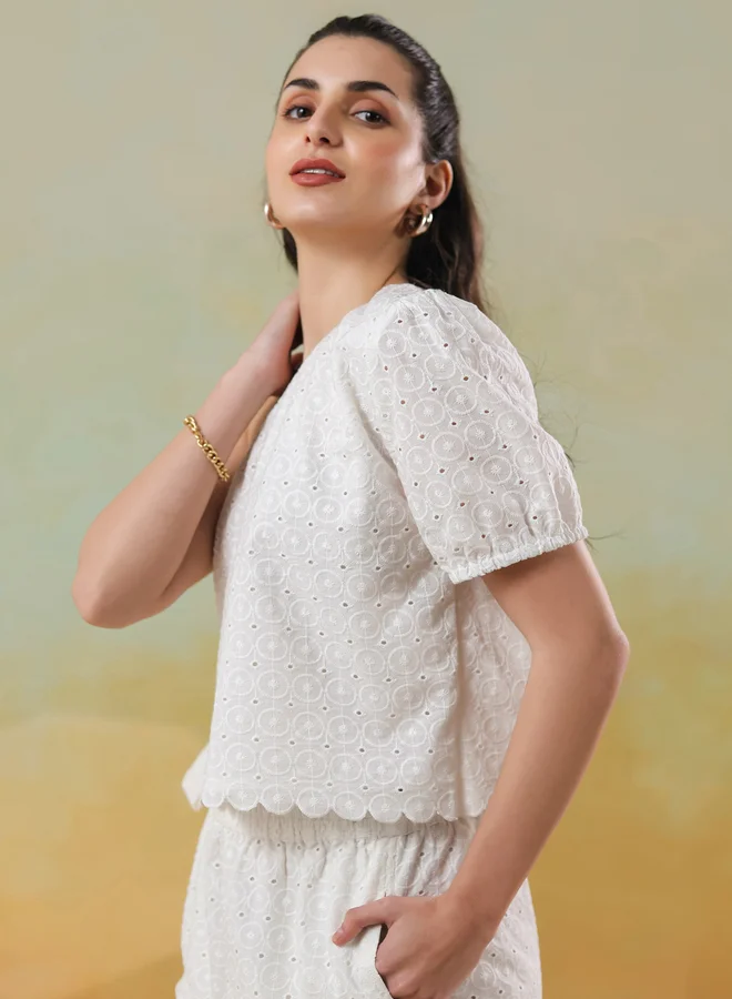 sanskrutihomes Sanskrutihomes Schiffli One-Shoulder Neck Top and Shorts Co-Ords