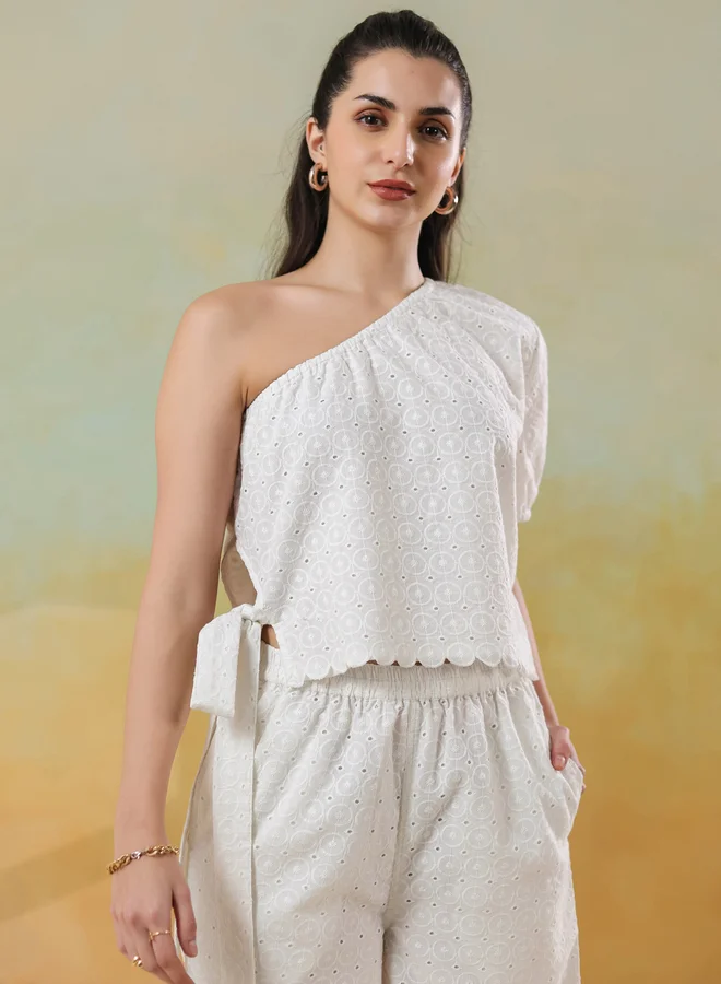sanskrutihomes Sanskrutihomes Schiffli One-Shoulder Neck Top and Shorts Co-Ords