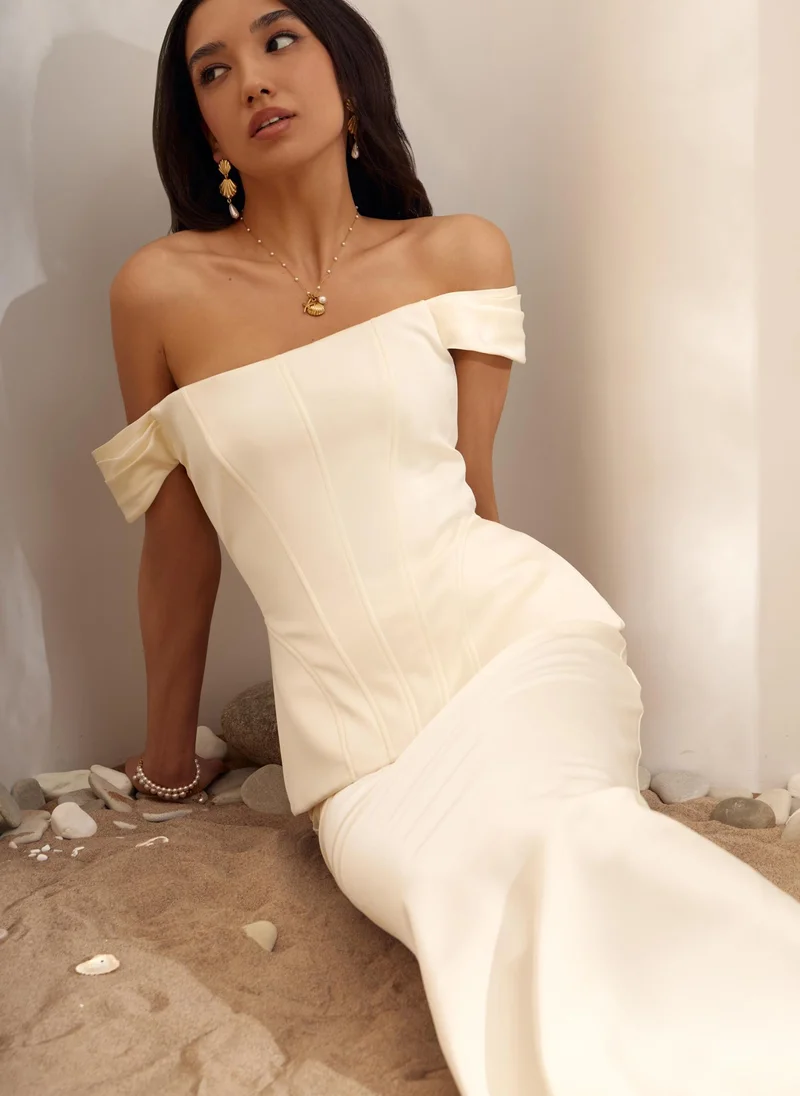 Lichi  Fitted corset top with open shoulders for Women | Best Price UAE