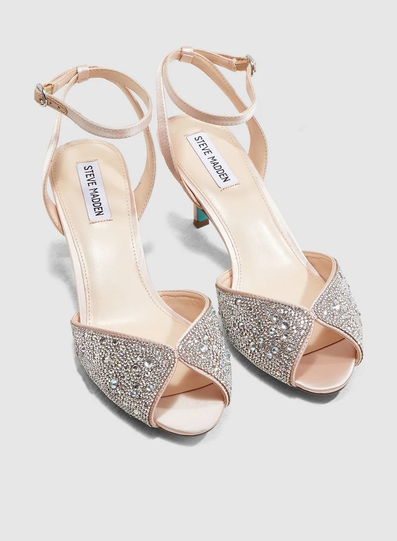 STEVE MADDEN Royal Sandal-Nude Satin